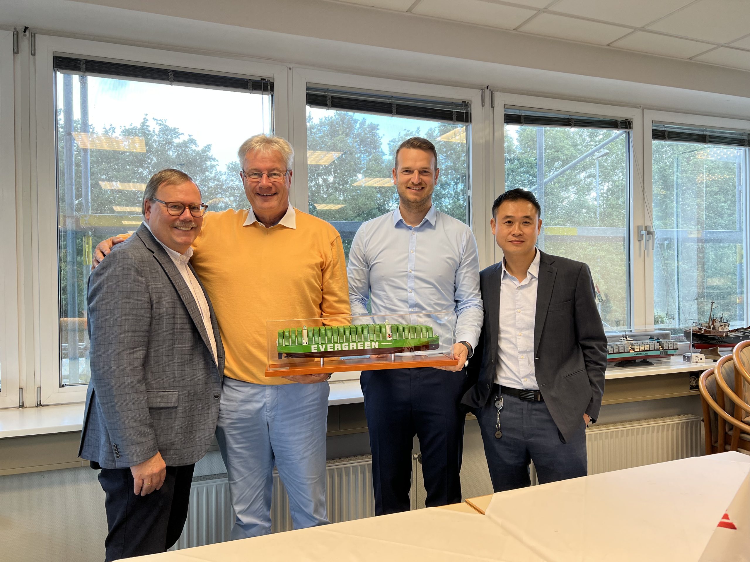 50.000ster EVERGREEN-Container auf der Schiene in den deutschen Seehafen verladen – Einsparung von 7.050 Tonnen CO 2